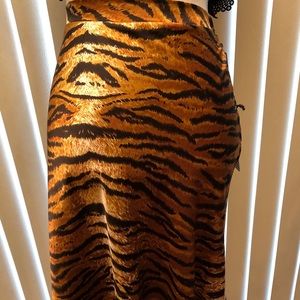NWOT ♦️Haute Monde Beautiful Tiger Skirt!